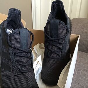 Brand new Adidas KAPTIR 2.0 running shoes , for men